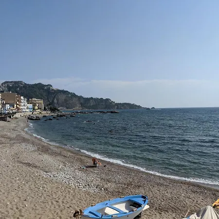 Sicily Travel Apartment's 1 Apartment Giardini Naxos